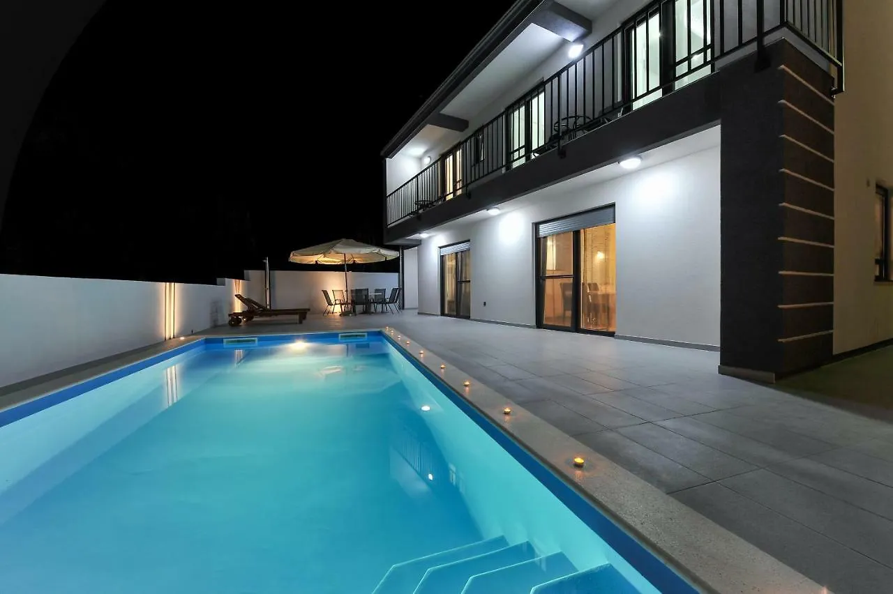 Villa Lily Zadarvillas Privlaka