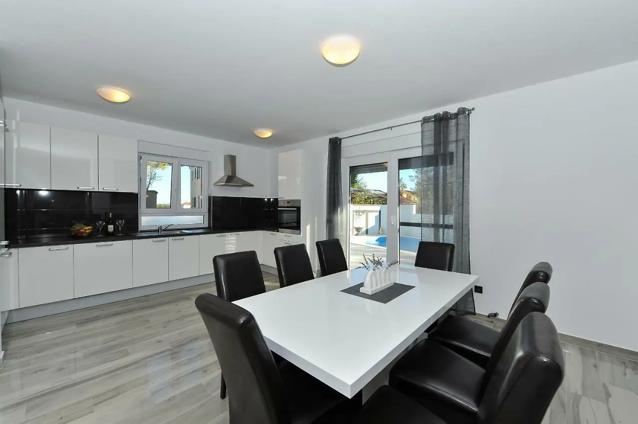 Villa Lily Zadarvillas Privlaka